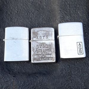 2 Zippo lighters 1 Dekalite